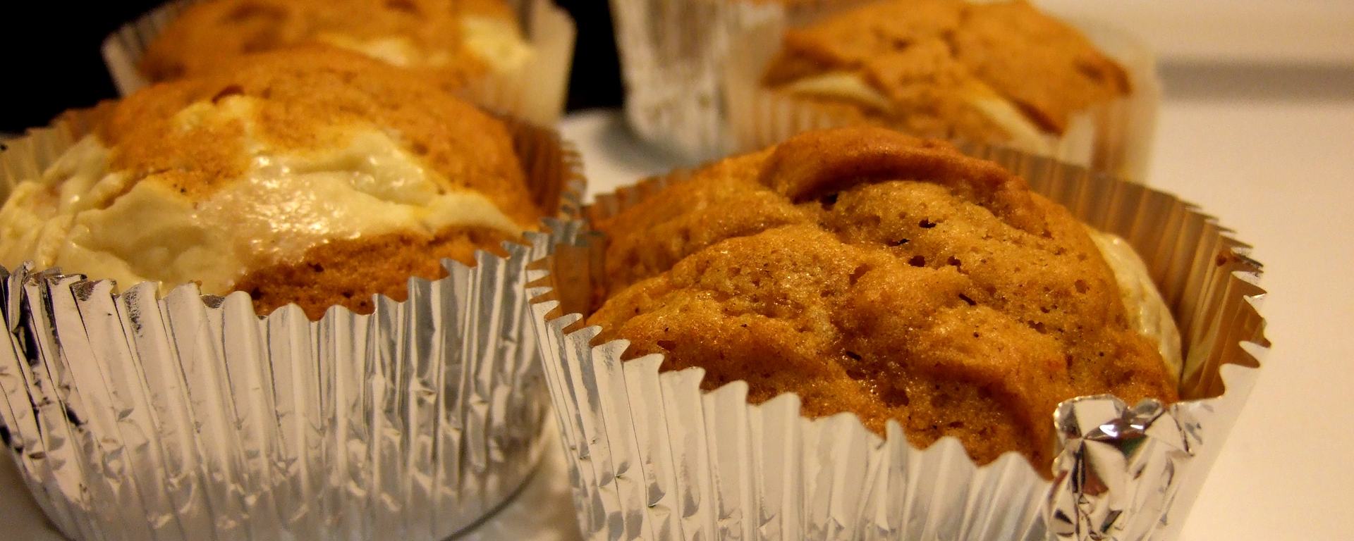 Pumpkin cream cheese muffins